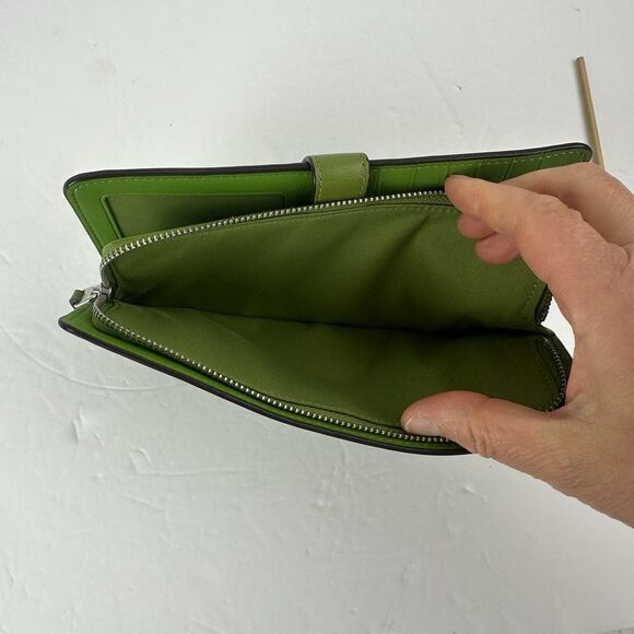 COACH Smooth Leather Skinny Snap Tab Slim Wallet Dark Lime Green CH823 Used - Picture 9 of 14